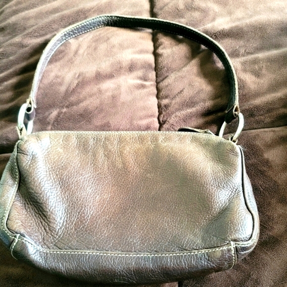 Roots Women's Mini Leather Handbag "E" - Picture 2 of 10